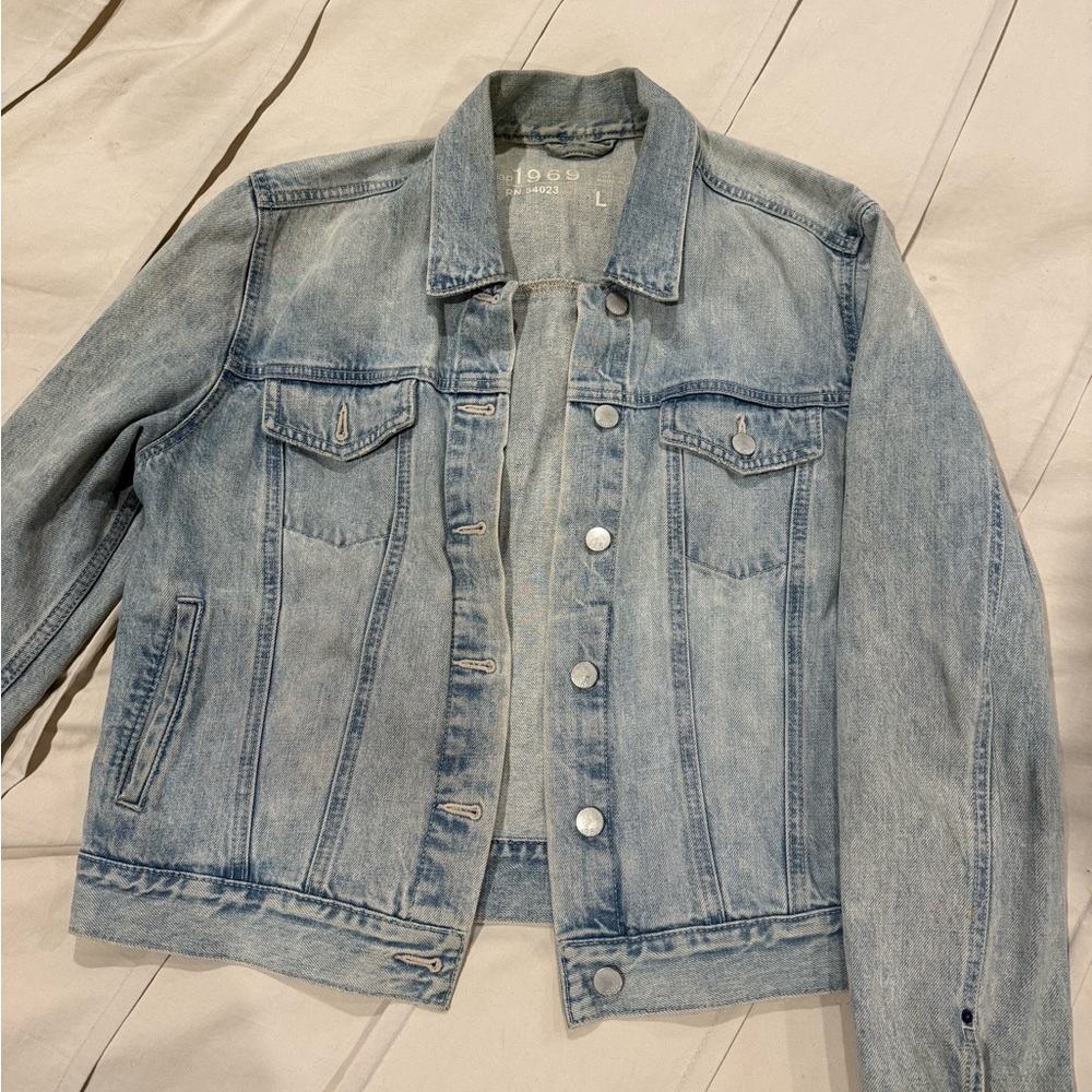 GAP Classic Light Blue Denim Jacket
